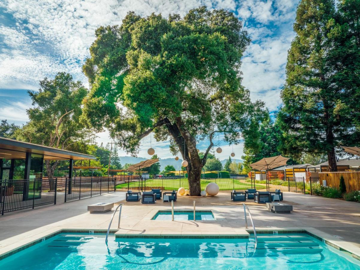 Hotel The Ruse à Healdsburg Extérieur photo